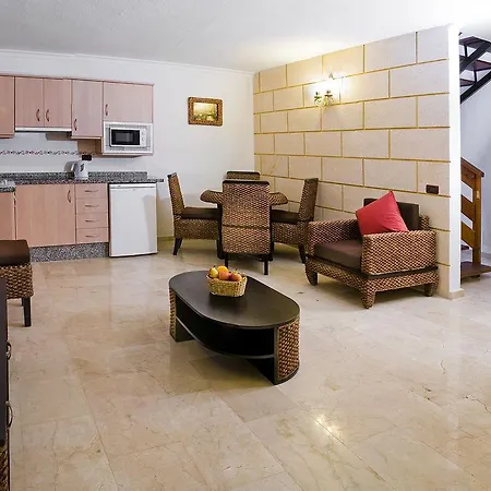 Piramides Hotel
