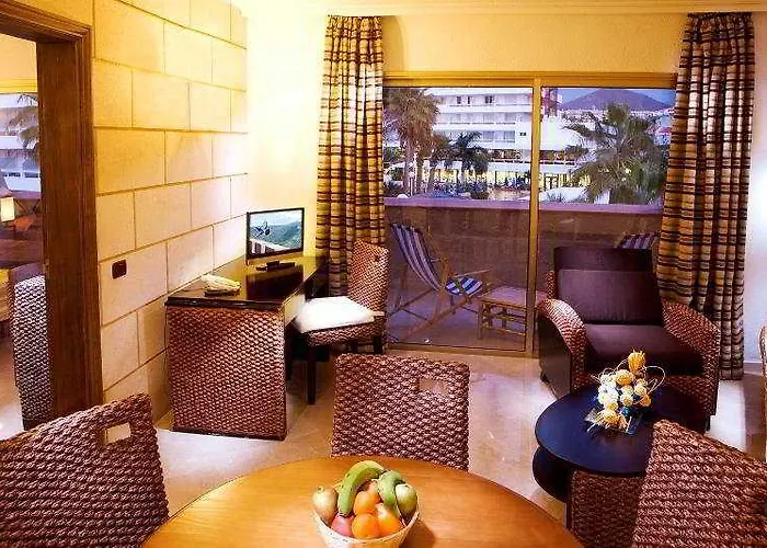 Piramides Hotell Playa de las Americas (Tenerife)