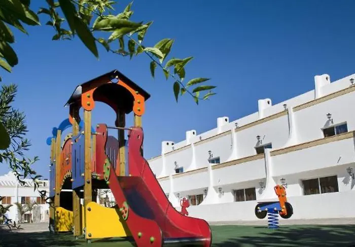 Piramides Playa de las Americas (Tenerife)