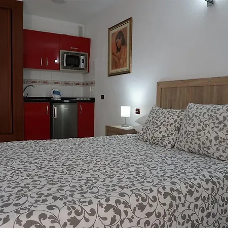 Piramides Otel 3*