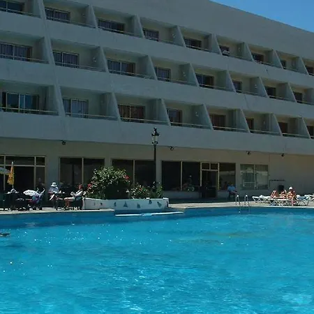 Piramides Otel